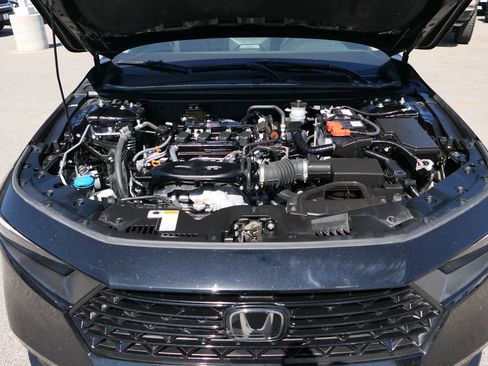 Used 2023 Honda Accord EX image 29