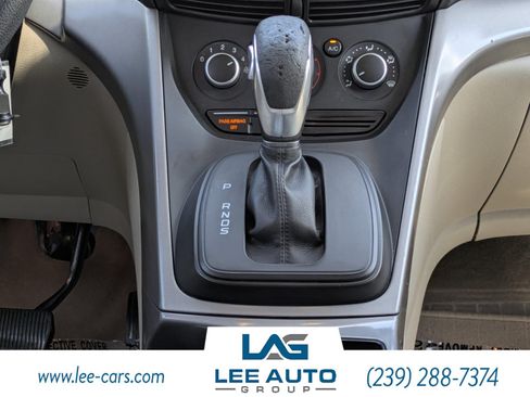 Used 2016 Ford Escape SE FWD image 17