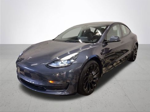 Used 2023 Tesla Model 3 Performance image 2