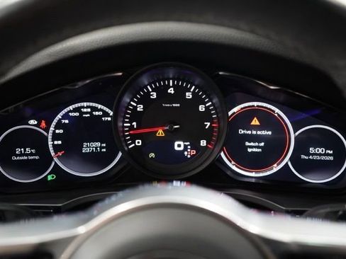 Used 2021 Porsche Cayenne AWD/4WD image 22