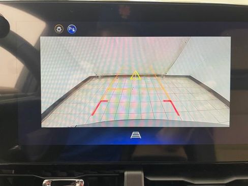 New 2026 Chevrolet Equinox ACTIV image 5