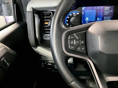 Used 2021 Ford Bronco Badlands image 23