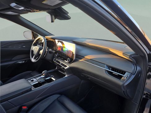 Certified 2025 Lexus RX 450h AWD w/ Luxury Package image 24