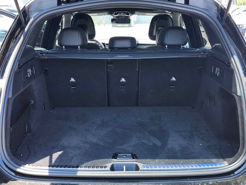 Used 2026 Mercedes-Benz GLC 300 4MATIC image 32