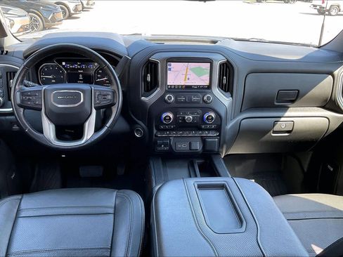 Certified 2022 GMC Sierra 2500 Denali w/ Denali Ultimate Package image 15