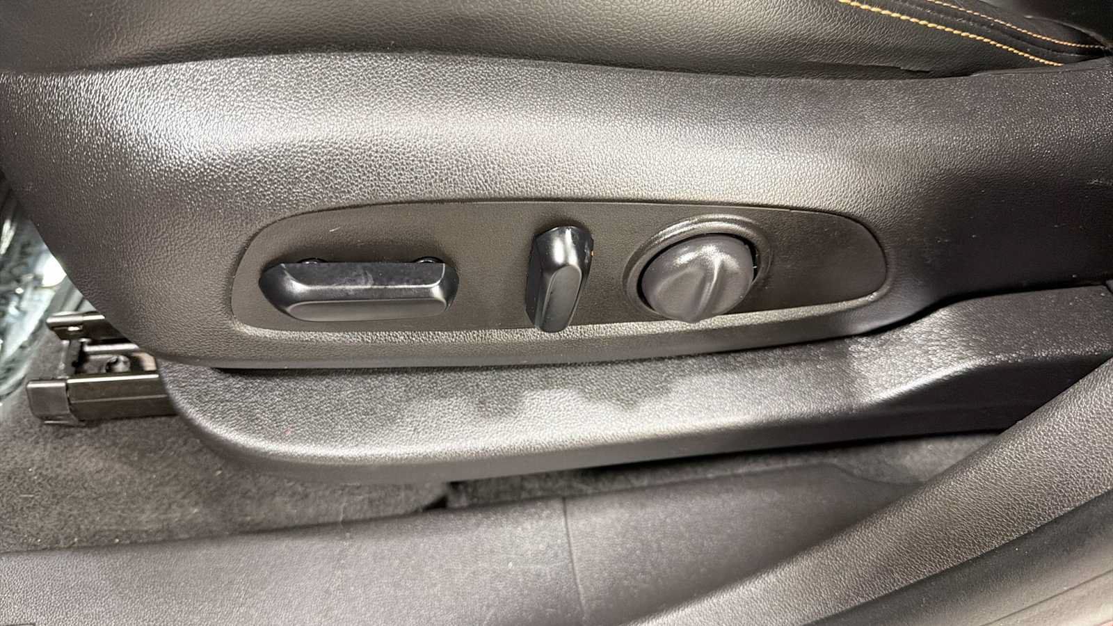 Used 2019 GMC Terrain SLT FWD image 14