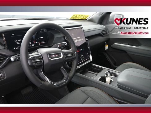 New 2025 GMC Acadia AT4 w/ LPO, Floor Liner Package image 19