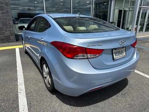 Used 2013 Hyundai Elantra GLS w/ Preferred Pkg FWD image 4