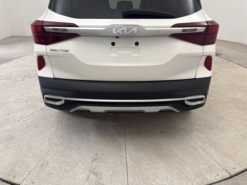Used 2023 Kia Seltos EX AWD/4WD image 23