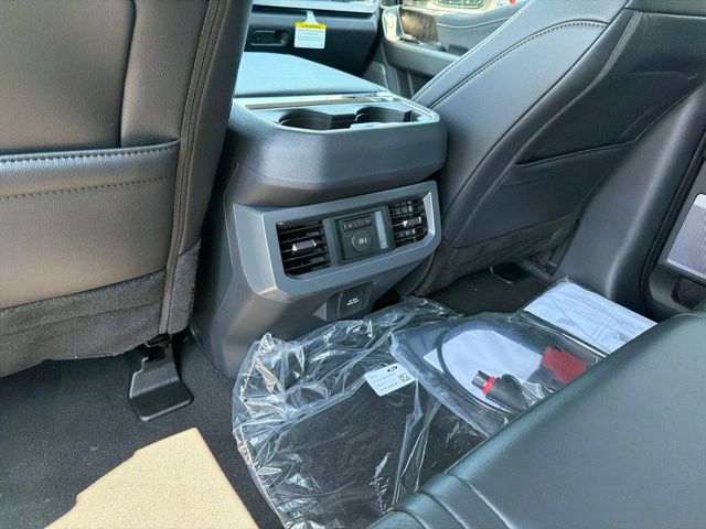 New 2026 Ford F350 Lariat w/ Lariat Premium Package AWD/4WD image 9