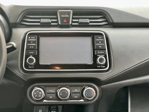 Used 2021 Nissan Versa S FWD image 14