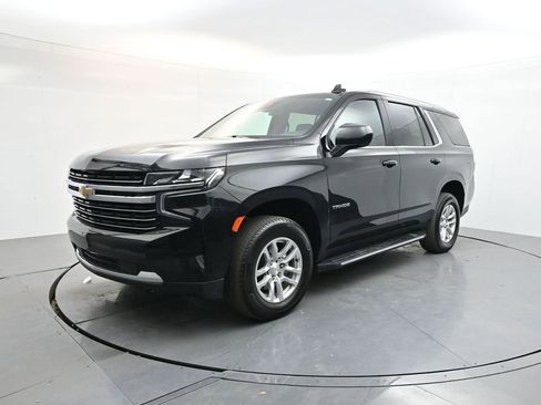 Used 2024 Chevrolet Tahoe LT image 3