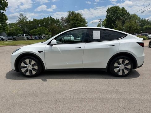 Used 2023 Tesla Model Y Long Range AWD/4WD image 8