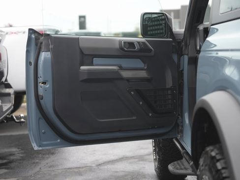 Certified 2022 Ford Bronco Black Diamond image 26