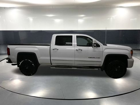 Used 2015 GMC Sierra 2500 Denali w/ Snow Plow Prep Package image 4