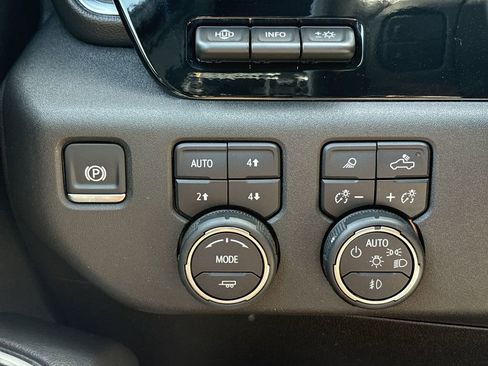 Used 2024 Chevrolet Silverado 3500 High Country w/ High Country Premium Package AWD/4WD image 37
