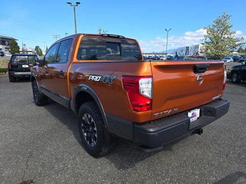 Used 2019 Nissan Titan PRO-4X w/ Pro-4x Convenience Package AWD/4WD image 5