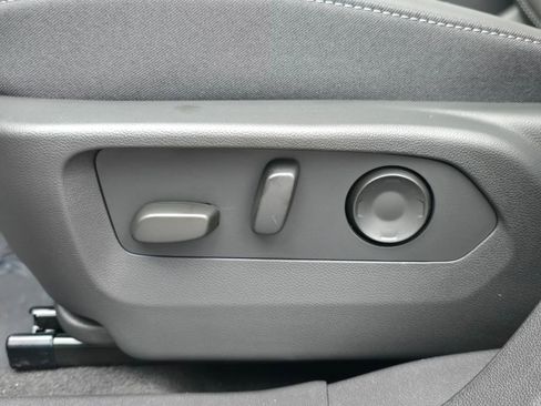 New 2026 Buick Envision Preferred image 17