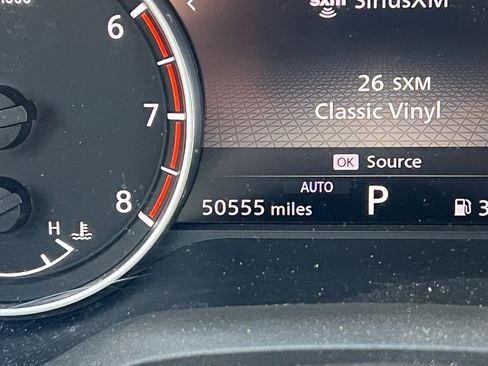 Used 2022 Nissan Rogue SV image 16