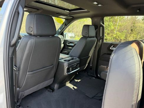 Used 2024 Chevrolet Silverado 1500 High Country w/ Z71 Off-Road Package image 30