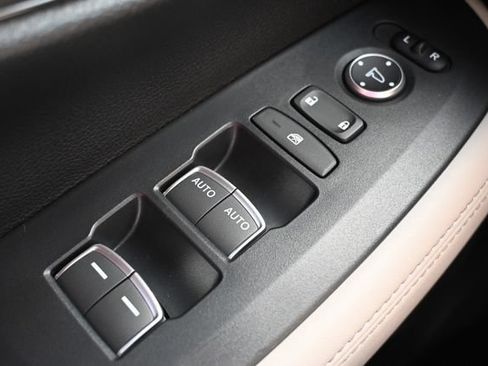 Used 2025 Honda HR-V EX-L image 41