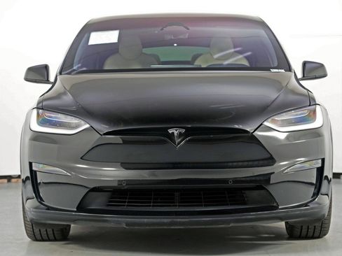 Used 2023 Tesla Model X image 7