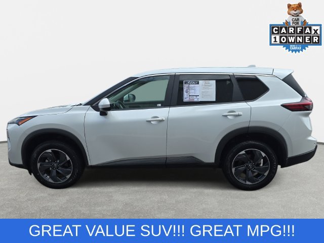 Used 2025 Nissan Rogue SV FWD image 8