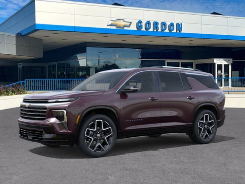 New 2026 Chevrolet Traverse High Country image 2