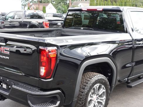 Used 2023 GMC Sierra 1500 Pro w/ Pro Value Package image 11