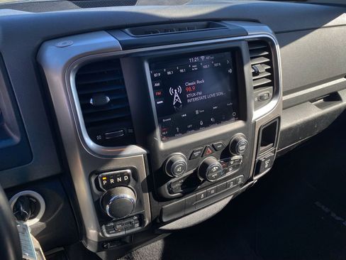 Used 2019 RAM 1500 Big Horn image 17