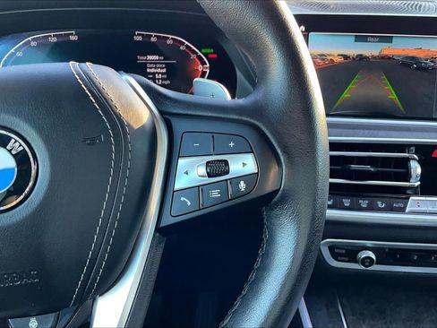 Used 2022 BMW X5 xDrive40i w/ Premium Package image 16
