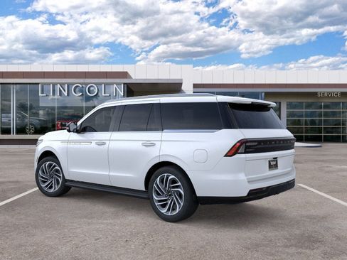 New 2026 Lincoln Navigator Premiere AWD/4WD image 5