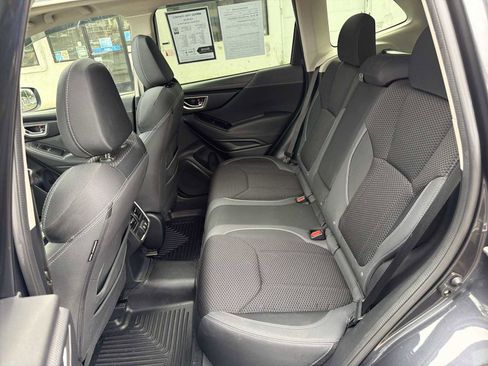 Used 2019 Subaru Forester Premium image 24