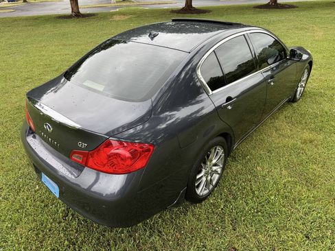 Used 2011 INFINITI G37 Journey w/ Premium Pkg RWD image 11