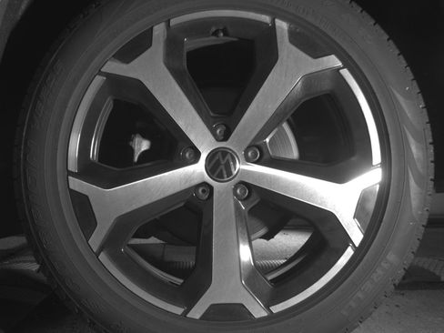 Used 2026 Volkswagen Tiguan SE AWD/4WD image 14