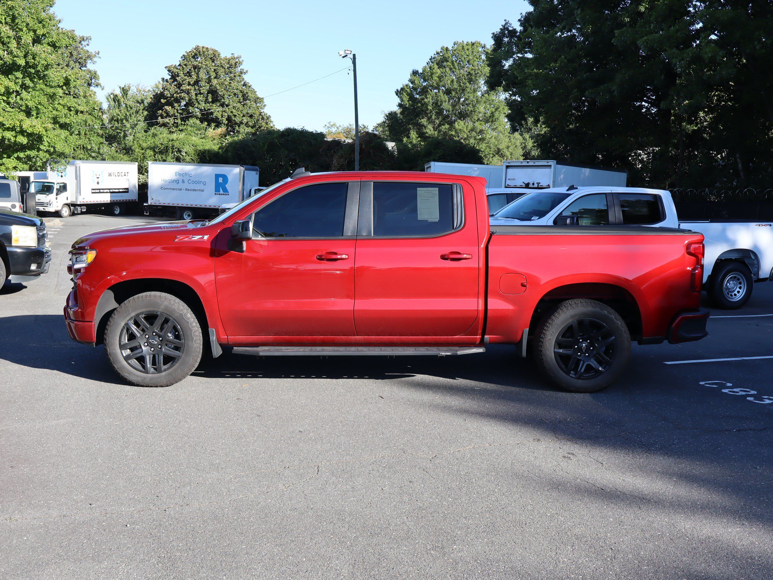Used 2023 Chevrolet Silverado 1500 RST w/ Z71 Off-Road Package AWD/4WD image 18