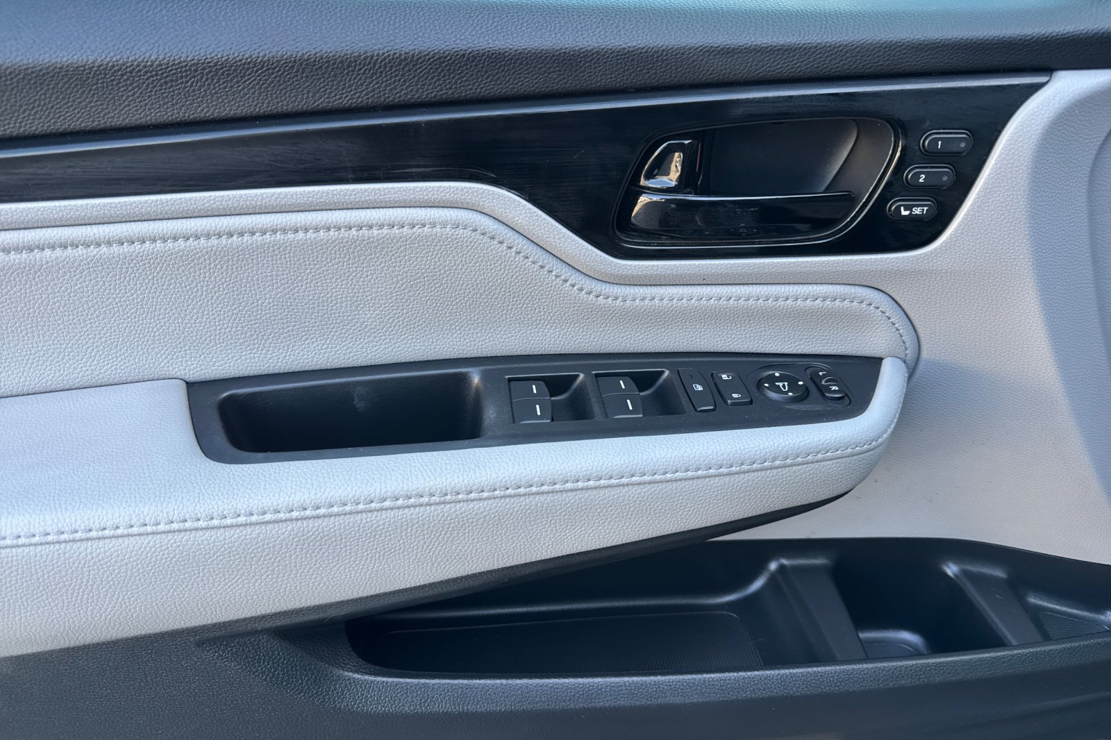 Used 2022 Honda Odyssey Touring image 11