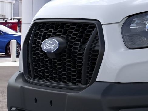 New 2026 Ford Transit 250 148 Medium Roof w/ Load Area Protection Package RWD image 18
