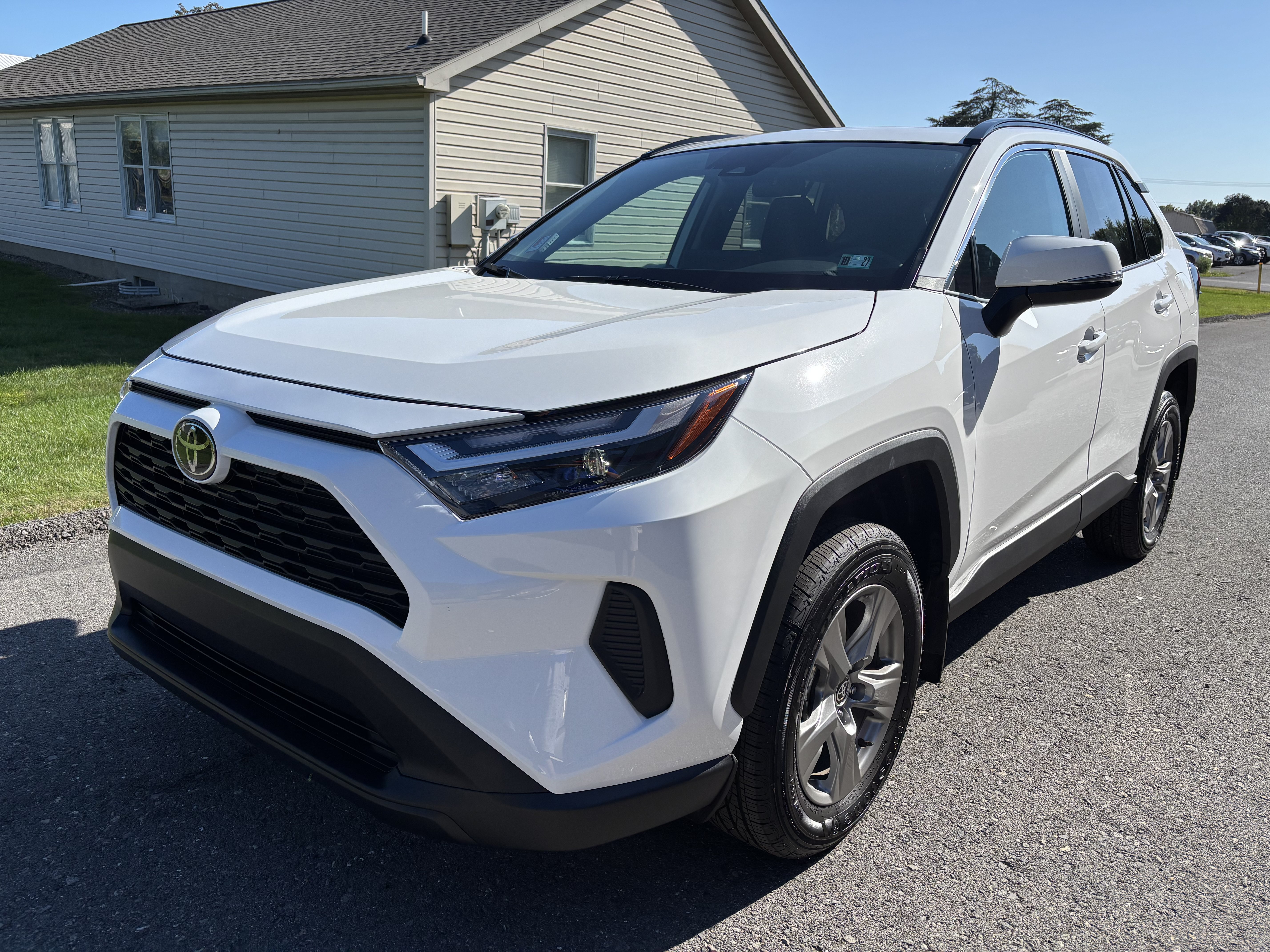 Certified 2025 Toyota RAV4 XLE w/ Convenience Package AWD/4WD image 8