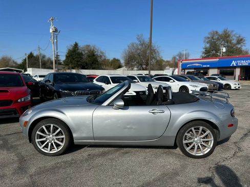 Used 2007 MAZDA MX-5 Miata Touring image 15