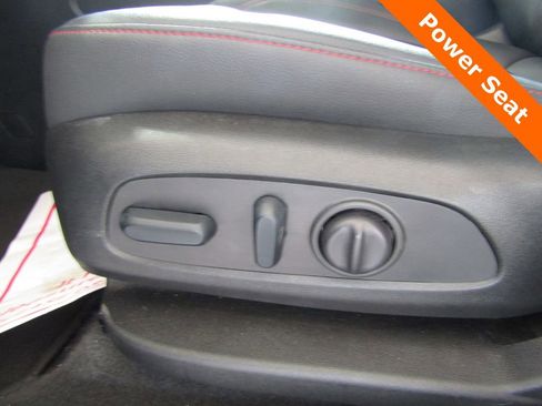 Used 2025 Chevrolet Blazer RS image 7