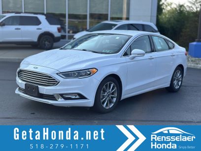Used 2017 Ford Fusion SE w/ Fusion SE Technology Package