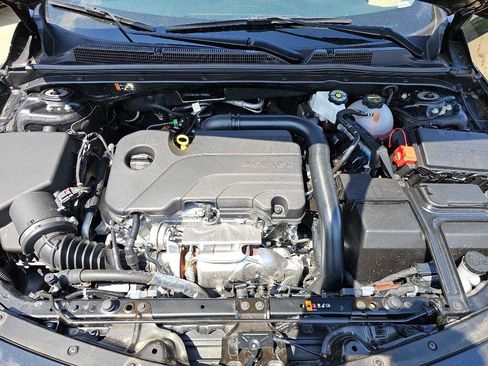 Used 2025 Chevrolet Malibu LT image 34