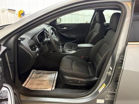 Used 2023 Chevrolet Malibu LT FWD image 23