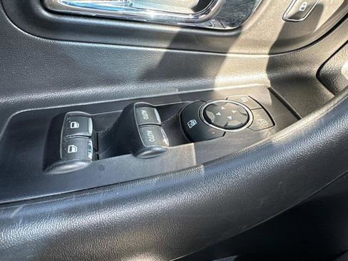 Used 2018 Ford Taurus SHO w/ Driver Assist Package image 24