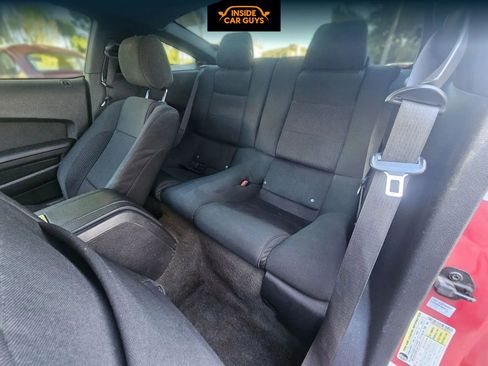 Used 2013 Ford Mustang Coupe image 13