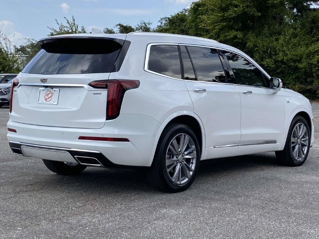 Used 2024 Cadillac XT6 Premium Luxury w/ Platinum Package FWD image 3