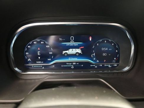 Used 2024 Chevrolet Tahoe LT RWD image 11