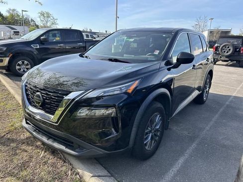 Used 2021 Nissan Rogue S FWD image 1