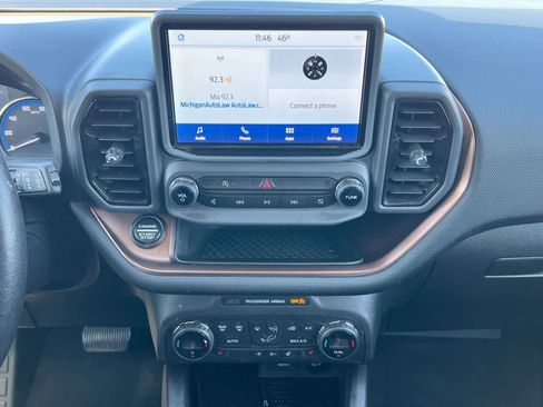 Used 2021 Ford Bronco Sport Outer Banks w/ Outer Banks Package (96D) AWD/4WD image 27